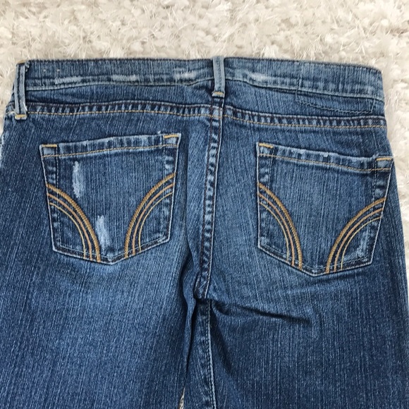 Hollister jeans, size 1, like new - Picture 3 of 5